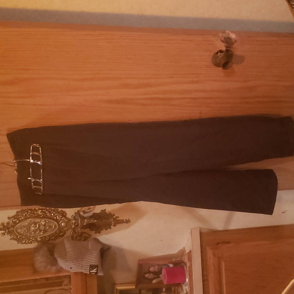 Mecca slacks in black. Pleated